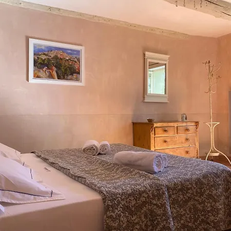 De La Marteliere Bed & Breakfast *