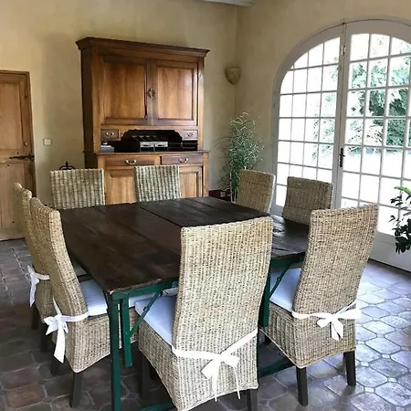 De La Marteliere Bed & Breakfast *